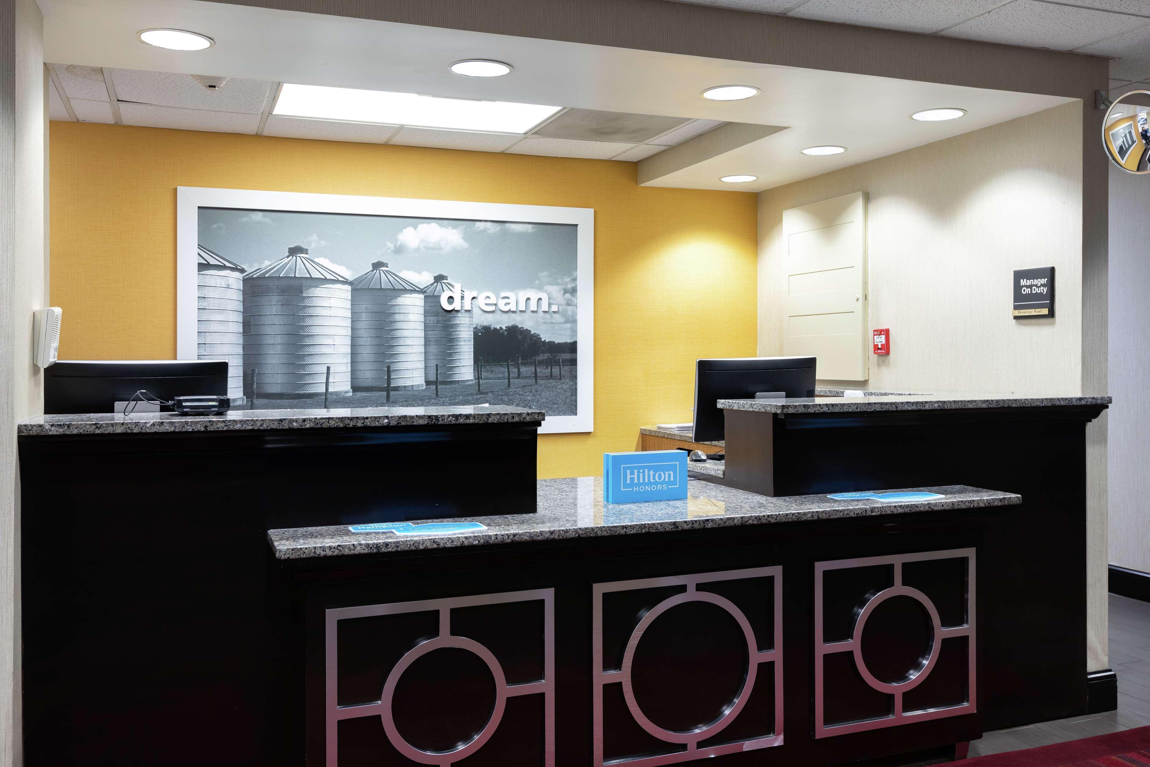 Hampton Inn Houma Eksteriør billede